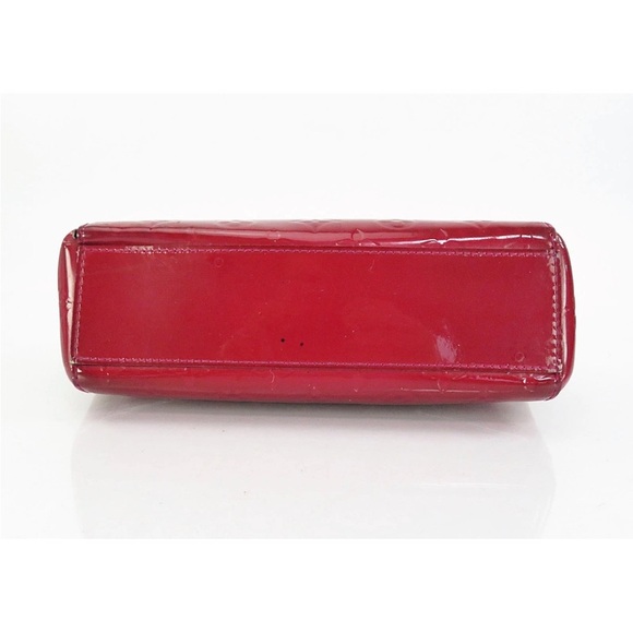 Louis Vuitton Glossy Red Tote with Brown Handles - Picture 4 of 14